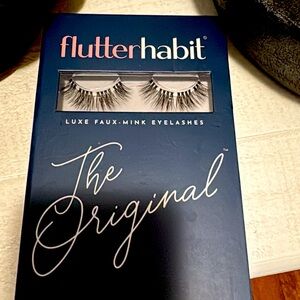 The Original Lash Is The Style That Started It All.